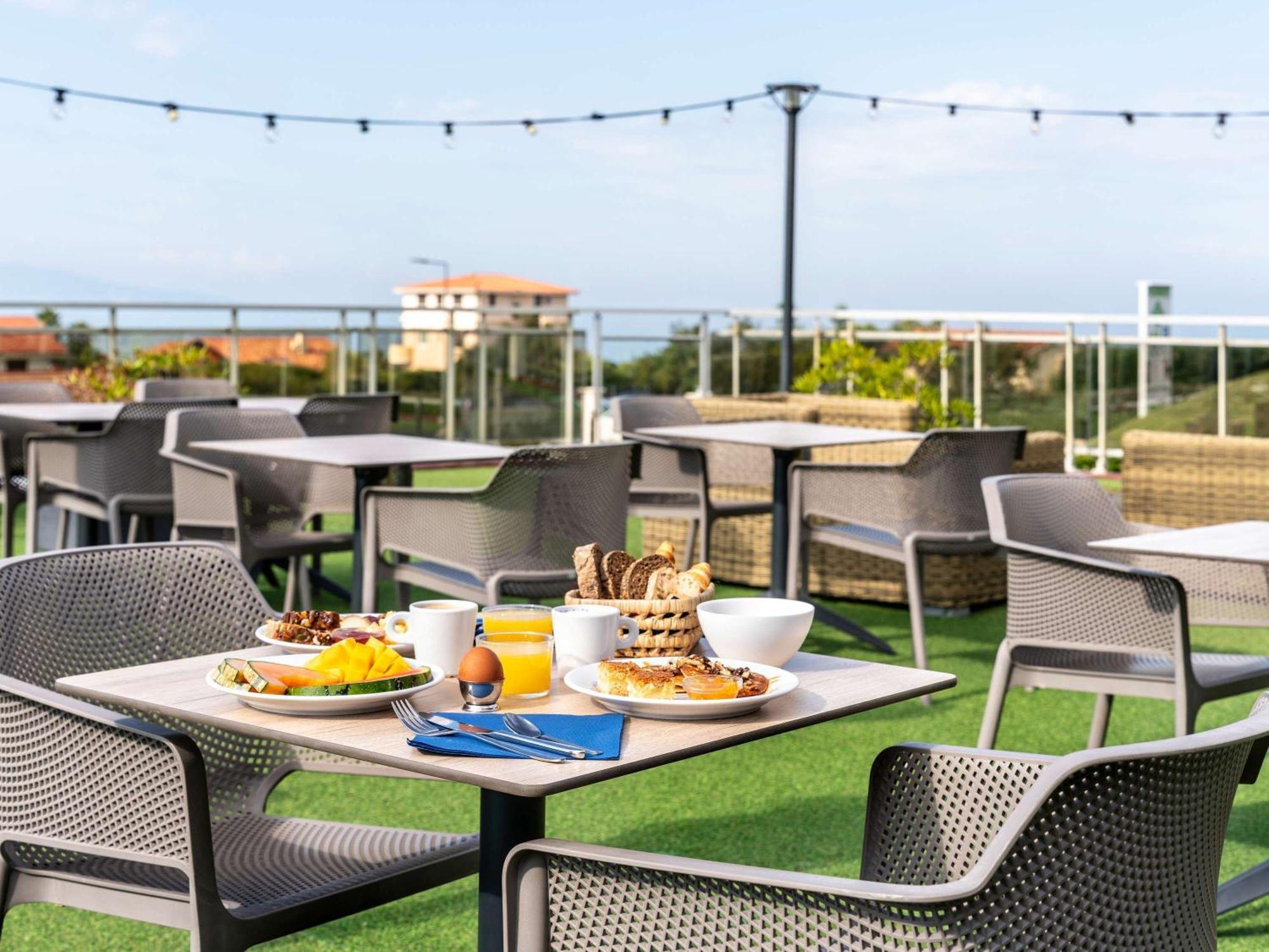 Ibis Styles Biarritz Plage Zewnętrze zdjęcie